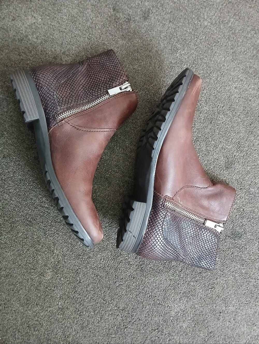Earthies Dark Sintra 2 Brown Wonen's Leather Zipper Ankle Boots Size 11 B.